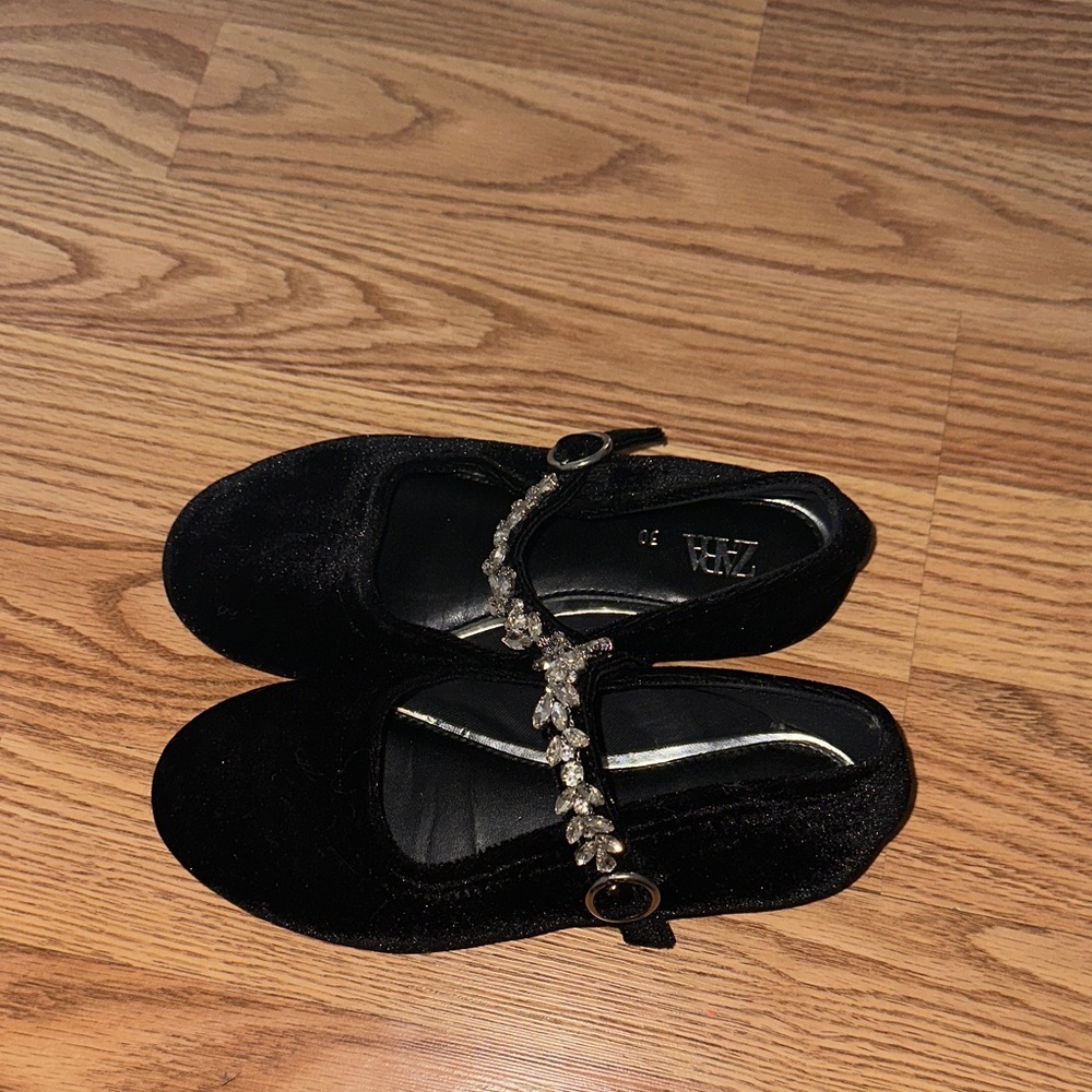 Zara Kids Black Velvet Dress Shoes with Embellished Strap